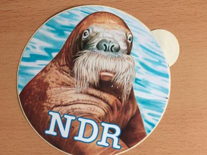 AUFKLEBER STICKER NDR - ANTJE DAS WALROSS sogar 12cm Durchmesser sehr günst