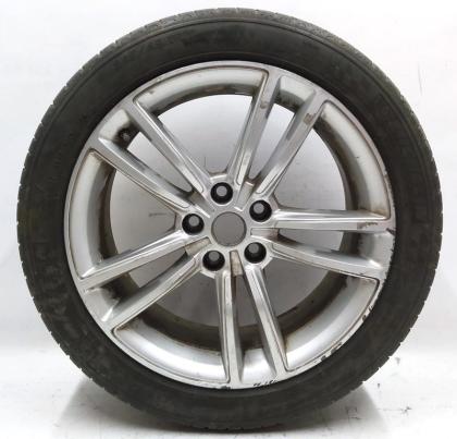 Komplettrad mit Beschädigung Felgenschaden 19 8. 0J Reifen Michelin Pilot Sport