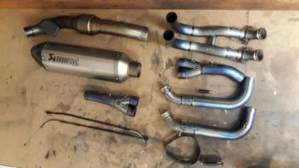 AKRAPOVIC Komplettauspuffanlage für BMW S1000RR