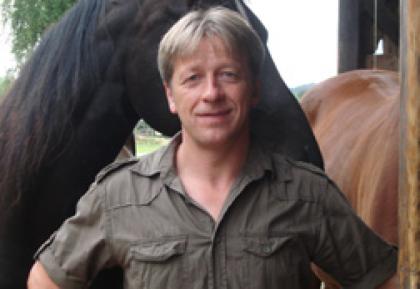 Gesundheitstag für Pferde und Hunde mit Chiro- Tierheilpraktiker Dieter Kemker