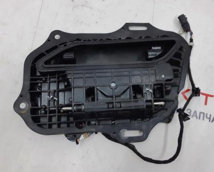 Baugruppe Griffmechanismus hinten links außen GEN 1 Tesla Modell S 1135722-S0-A