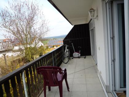 Großzügige gut geschnittene 3 ZKB-Wohnung mit Einbauküche Gartennutzung Traumlage in Diemelstadt