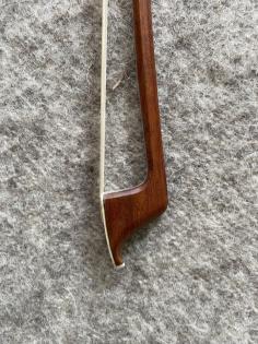 Schönes Violoncello 4/4 von privat