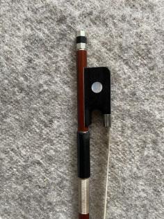 Schönes Violoncello 4/4 von privat