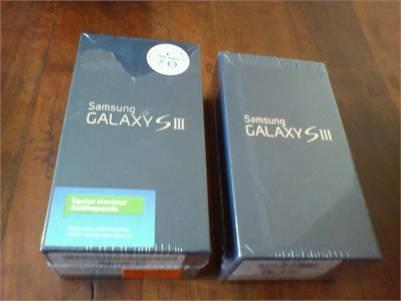 Samsung Galaxy SIII 32GB / 16GB Apple iPhone 4S 32GB